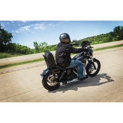 Kuryakyn 5223 Momentum Deadbeat Duffle bag, sissybar/bagagebrer