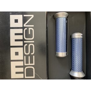 Momo Design, hndtag, 22 mm, lysebl carbonlook