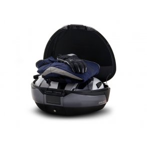 SHAD SH48 Carboncover, Topboks 48 liter, rygpuder og med universal monteringsplade.